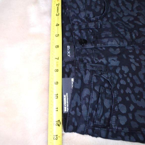 Joe’s Jeans The Charlie High Rise Skinny Jeans Black Cheetah Print Size 25 - Picture 6 of 11
